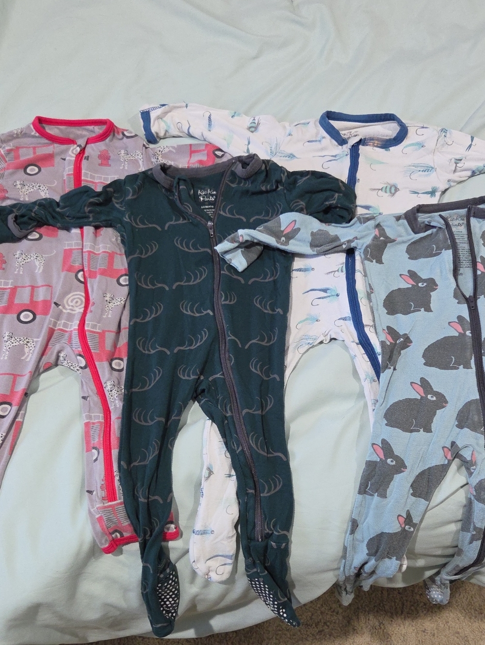 KicKee Pants Lot Of 3 Baby One-Piece Zipper Footed Pajamas And One Without Feet